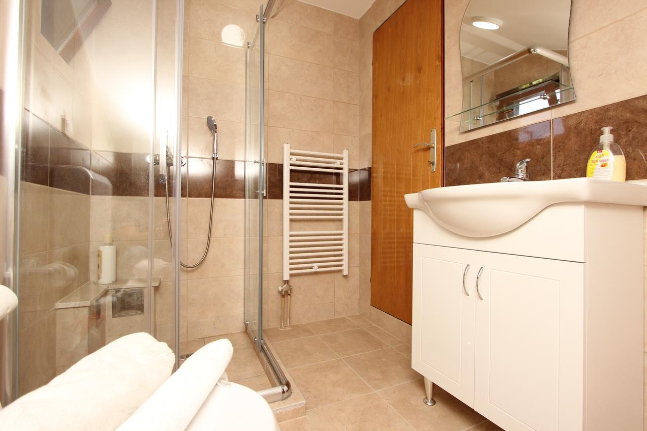 Apartment Denza City Center サラエヴォ エクステリア 写真